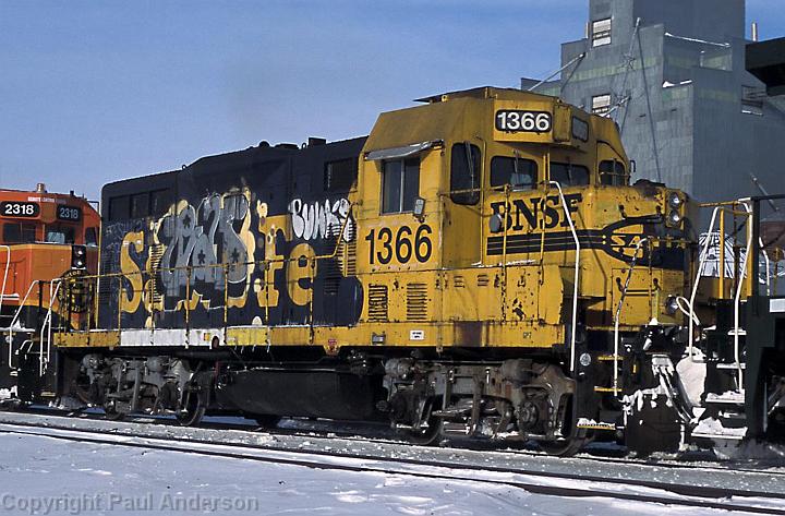 BNSF 1366 GP7R.jpg